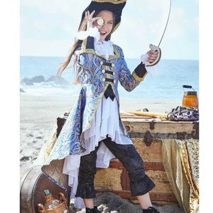 gently used Chasing Fireflies girls sz 4 brocade pirate costume